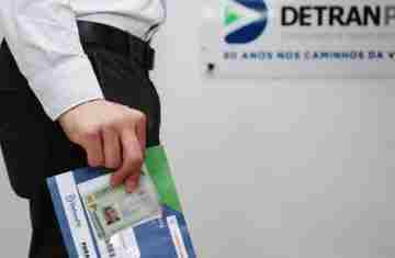 Paraná inicia transição de sistemas para atender novo modelo de formação de condutores